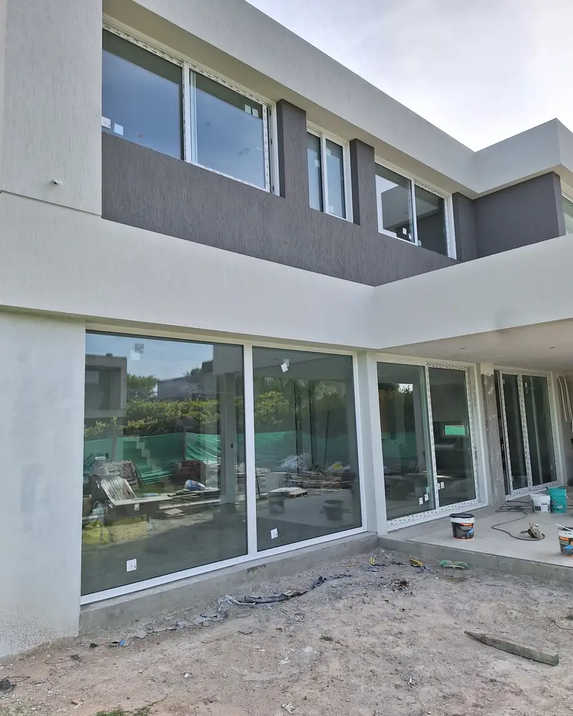 Corredizas panorámicas — aberturas de aluminio fabricadas e instaladas por NG Aberturas